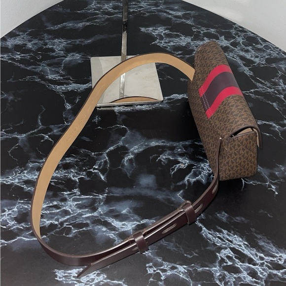 Michael Kors Brown Signature Leather Stripe Waist Fanny Belt Bag S/M - Picture 7 of 13